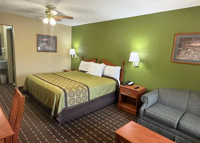Deerfield Inn