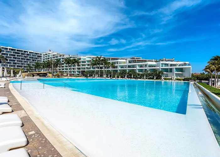 Aria Ocean-New Fully Equipped Apt Exclusive Zone