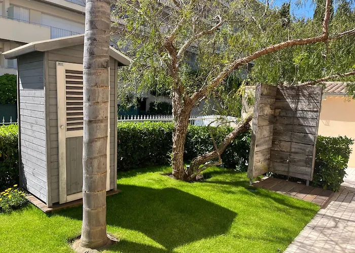 Cap D'Antibes Luxury Villa Pool Garden Beach 4 Bedrooms
