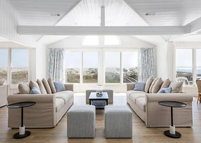 Oceanfront With Private Beach Access & Wild Horses