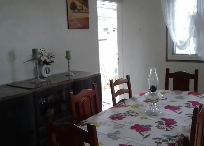 Maison Conviviale A Fort-De-France Avec Terrasse