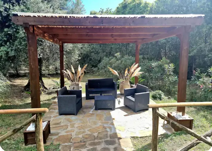 Flory Appartament Con Piscina