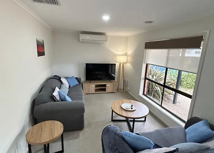 Aquawaters Beach House - 5 Min Walk To Beach