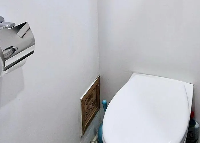 La Maison Des Piranhas