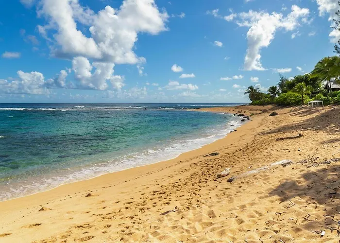 Haena Modern Beachfront Hale Ekahi