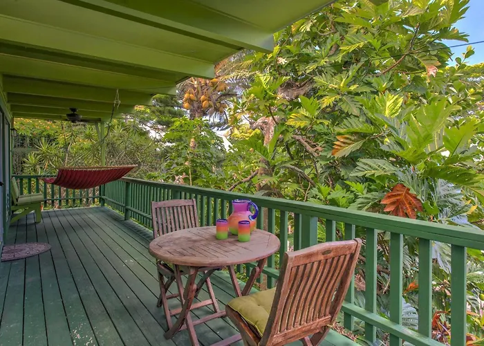 Kehena Treetop Bungalow