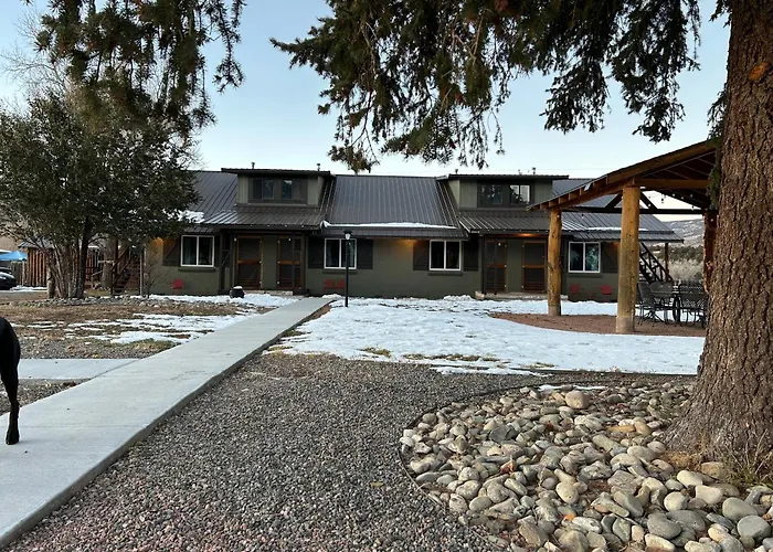 The Spruce Lodge