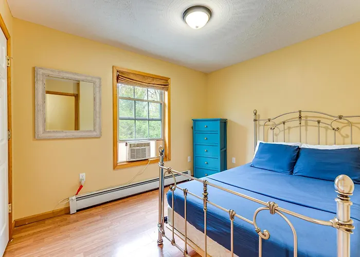 Resort Amenities & Game Room: Arrowhead Lake Home!