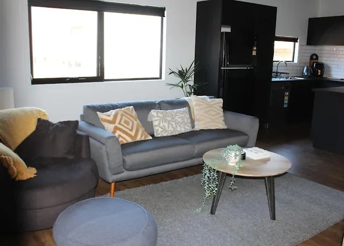 Cbd Elizabeth St Modern Townhouse - Secure Parking