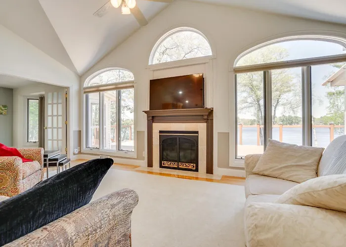 Spacious Lakefront New Auburn Home W/ Sunroom