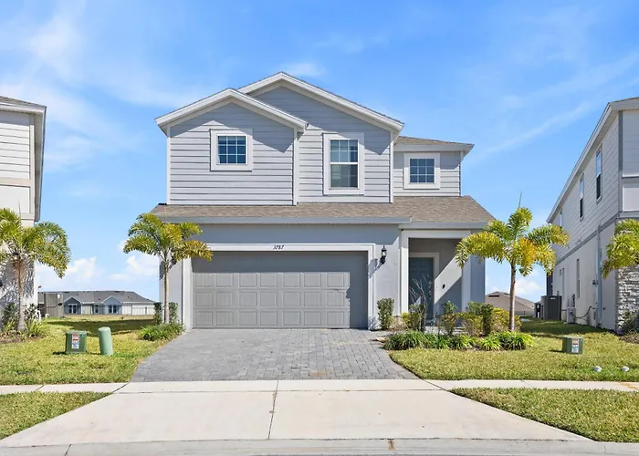 3787 Retreat 6Bd In Windsor Island Resort Location