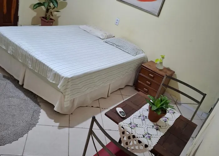 Suíte Cama Queen perto Centro Histórico e Praias