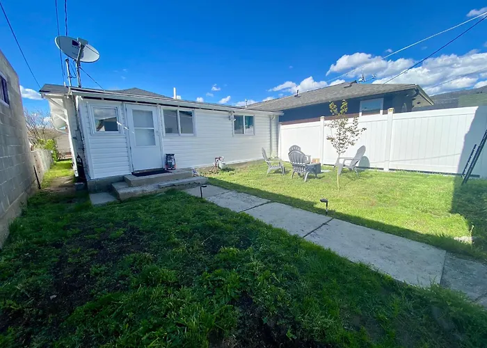 Copper City Charmer With Easy Freeway Access