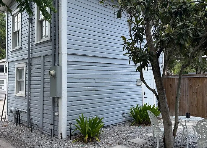 Sanford Hideaway Near Historic Downtown