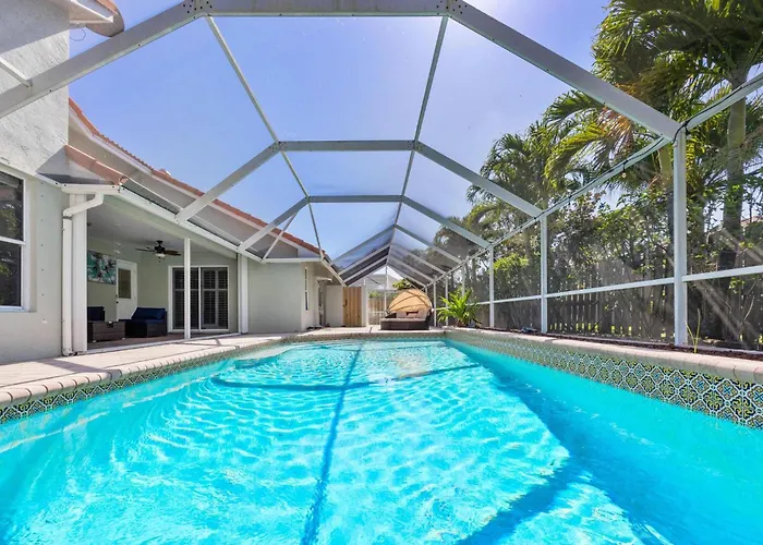 Modern 4Br In Central Wellington- Walk To Shops