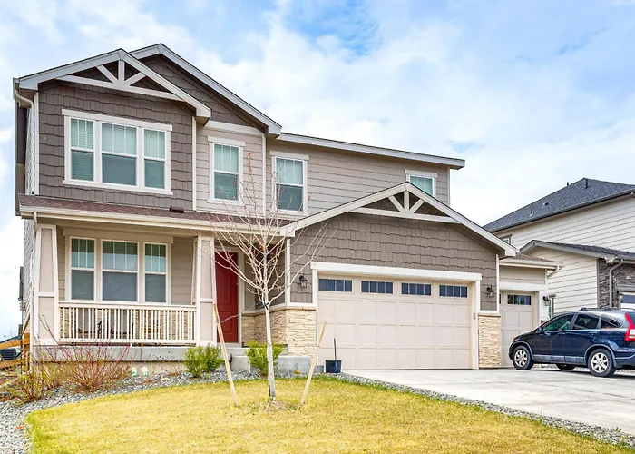 12 Mi To Hospitals: Modern Apartment In Aurora!