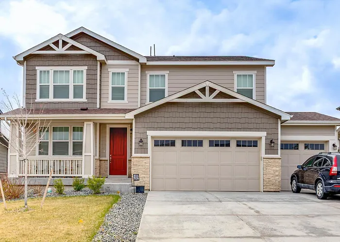 12 Mi To Hospitals: Modern Apartment In Aurora!
