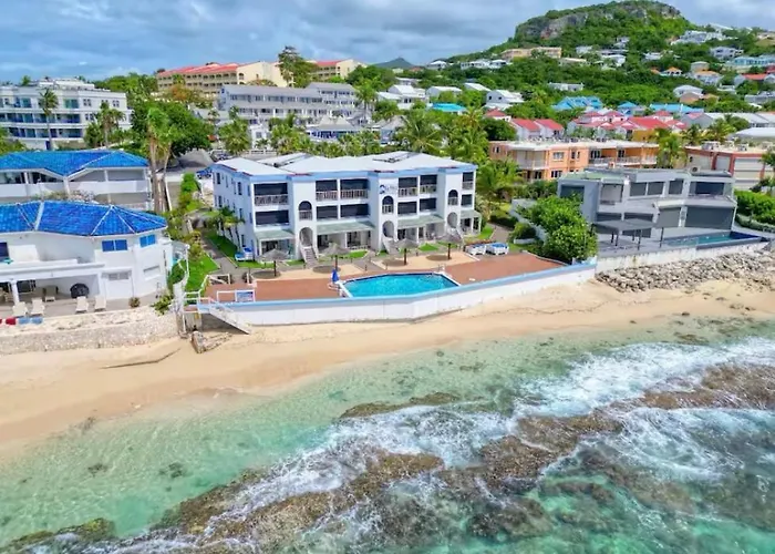 Specious 2 Bedroom In Pelican Key Near The Beach