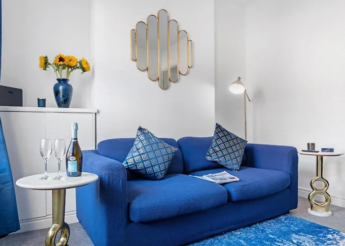 The Navy Nest Stylish Home Nottingham
