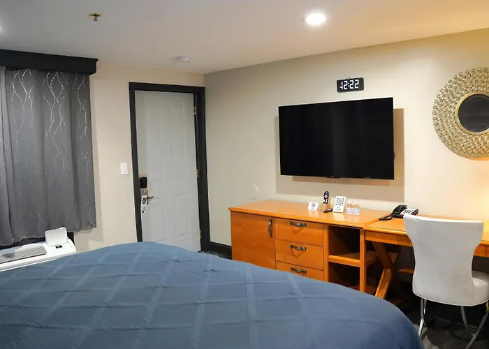 Carrier Motor Lodge