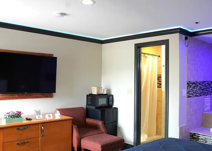 Carrier Motor Lodge