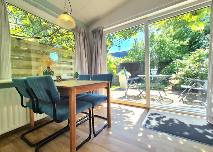 Bungalow Texel Near Beach And City Centre