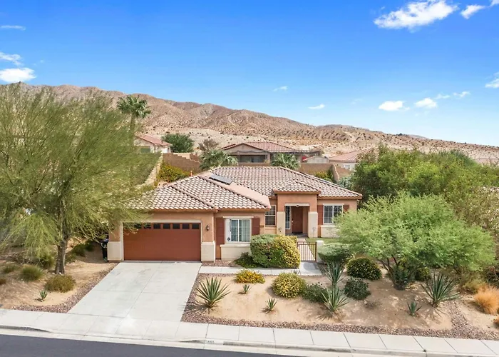 Starry Night Escape
