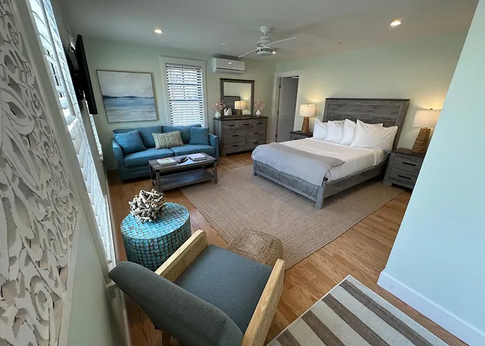 Epic Downtown Newport Location W Parking