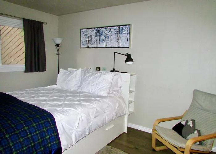 Renovated Condo Steps From Beaver Creek Shuttle