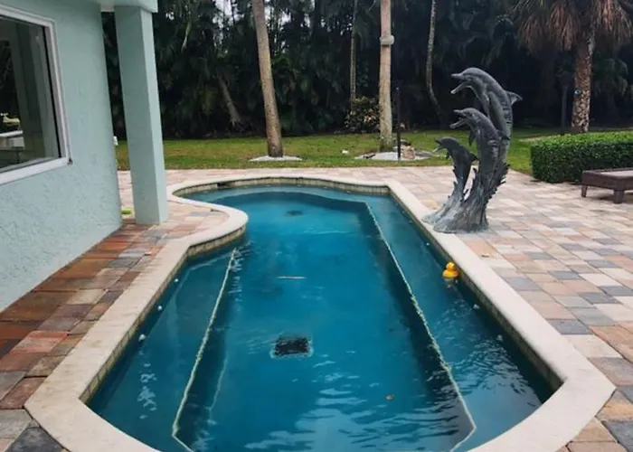 Sunset Haven - Luxury 5Br 5Bath Coastal Retreat