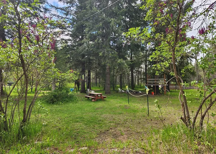 Charming Home Minutes From Rathdrum