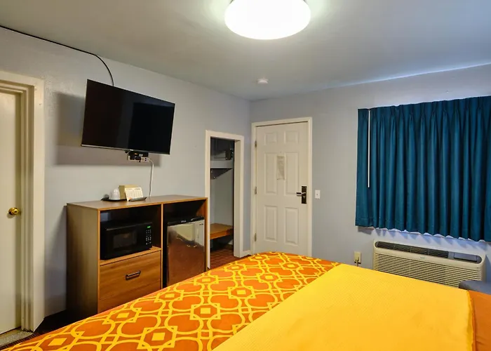 Economy Inn