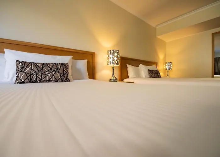 Best Western Plus Hovell Tree Inn