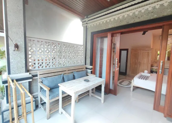 Candra Surf Homestay