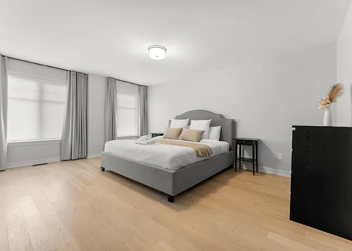 Bliss Modern Luxury 3Bed Entire Townhome Plus Free Parking