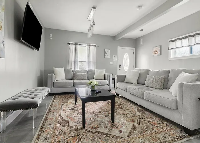 Lovely 4Br Near The Falls And Casino