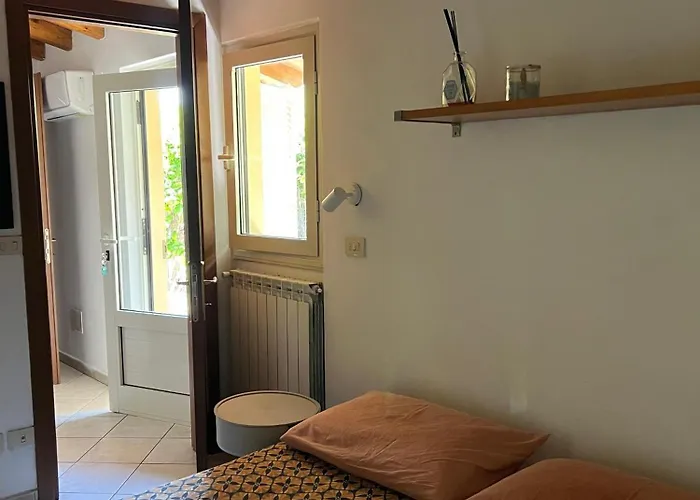 Versilia Villina Lola