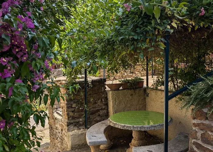 Appartement Ensoleille Avec Jardin Et Barbecue