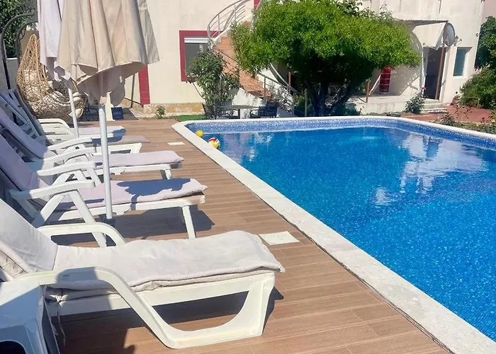 Villa Nilic
