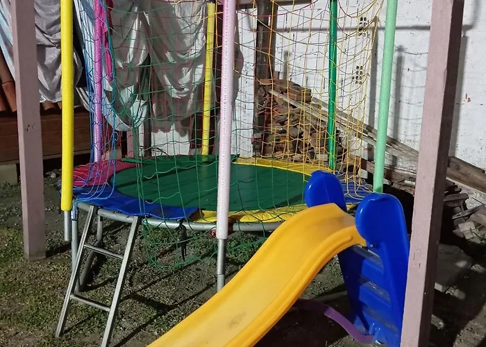 Cabana Com Ar Condicionado E Area De Cozinha E Banheiro Compartilhado A 10 Minutos Do Parque Beto Carrero