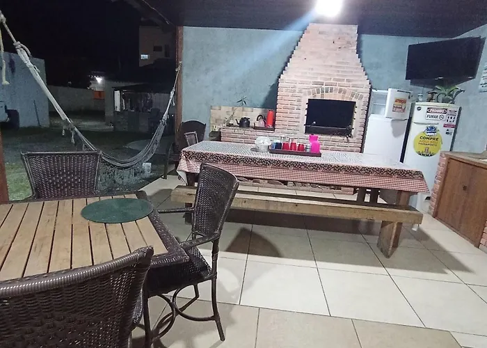 Cabana Com Ar Condicionado E Area De Cozinha E Banheiro Compartilhado A 10 Minutos Do Parque Beto Carrero