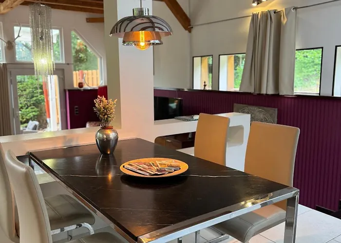 Chalet Stahl - Ferienhaus Mit Pool