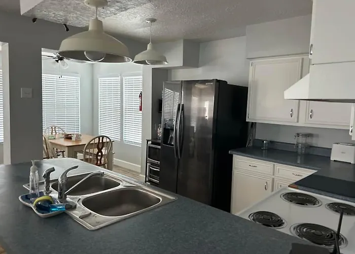 Sargent Barefoot Bungalow