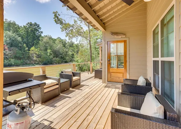 New 3Br Lakefront Home W Dock And Fishing Pond