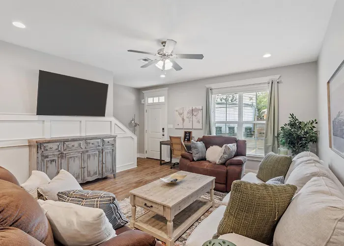 Townhouse In Downtown Lake Charles