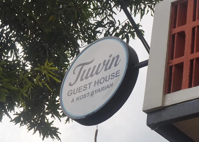 Tuwin Guest House Syariah