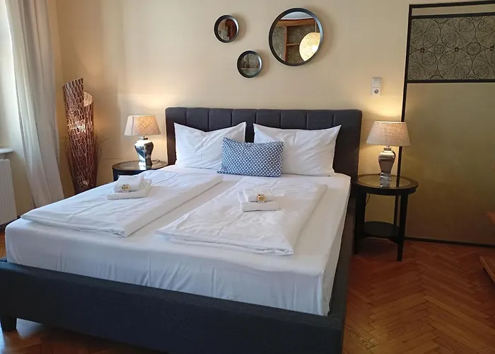 Arte Vida City Apartment