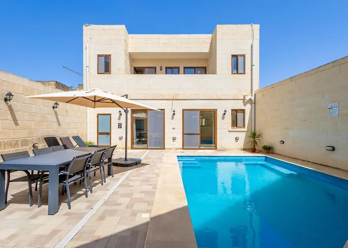Nadurija Holiday Home