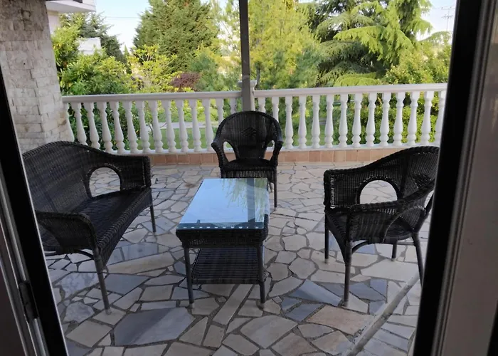 The Cottage In Paralia