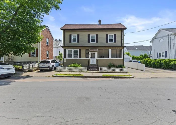 Totally Renovated 3Br Apartment